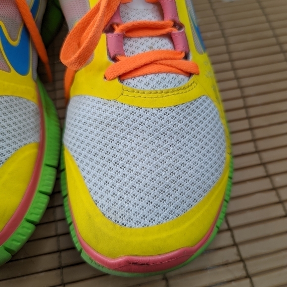 Nike iD Free Run 5.0  526812-902 women's sz 11W. Rare 902 color weigh. Great con - Picture 5 of 10